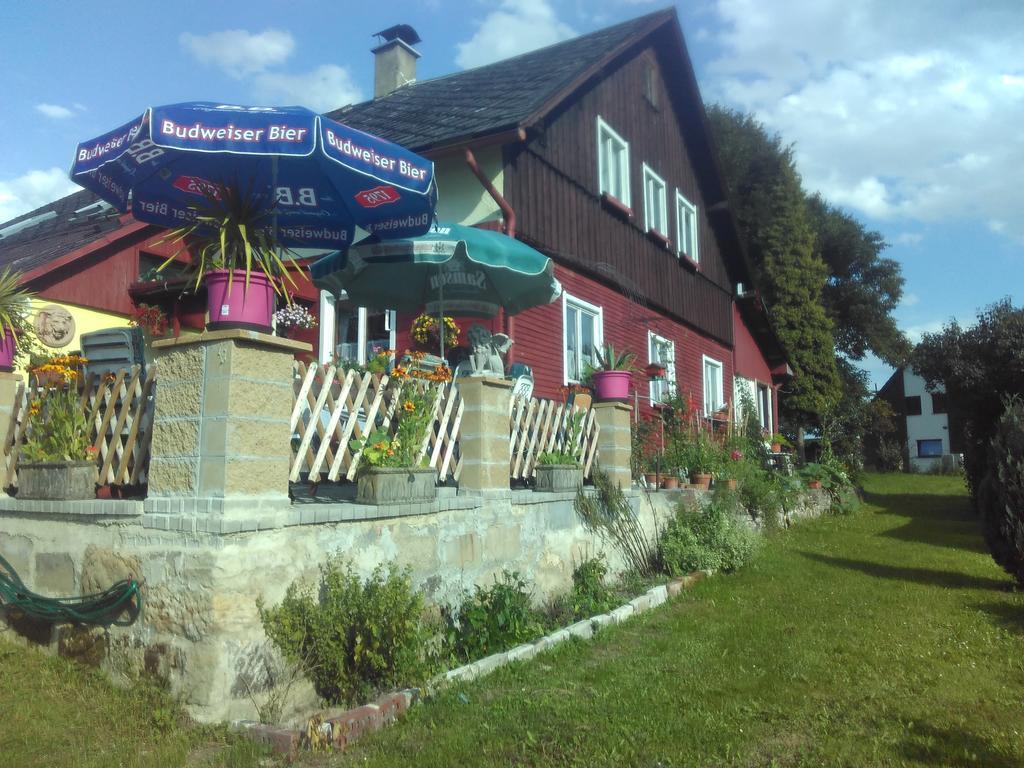 U Tri Kocek Hotel Jablonne v Podjestedi ภายนอก รูปภาพ